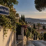 nice corniche fleurie : avenue résidentielle verdoyante à Nice