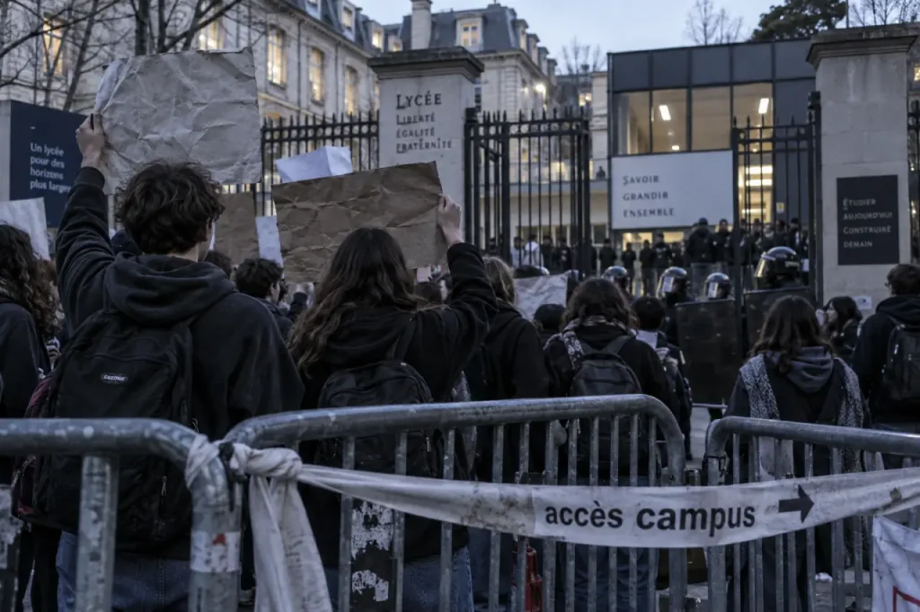 Mobilisation lycéenne : Carlone bloqué, rassemblements à Nice ce vendredi